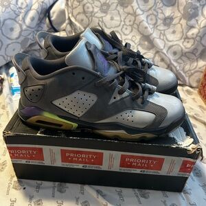 Retro 6 lows “Seahawks”